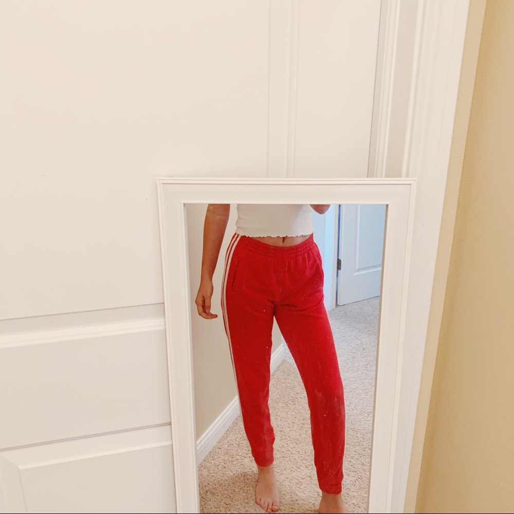 Brandy Melville red sweatpants